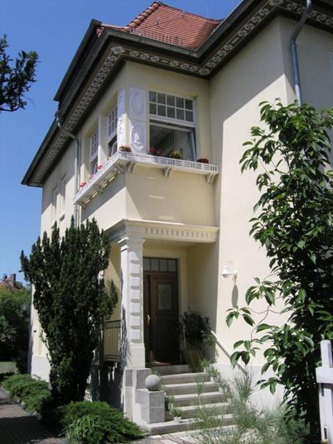 Hotel Villa Constantia Radebeul Exterior foto